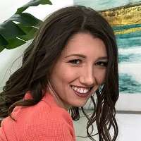 Maya WoulfeImagen