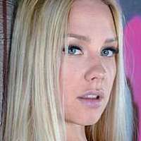 Angie LynxImagen