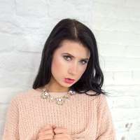 model-avatar